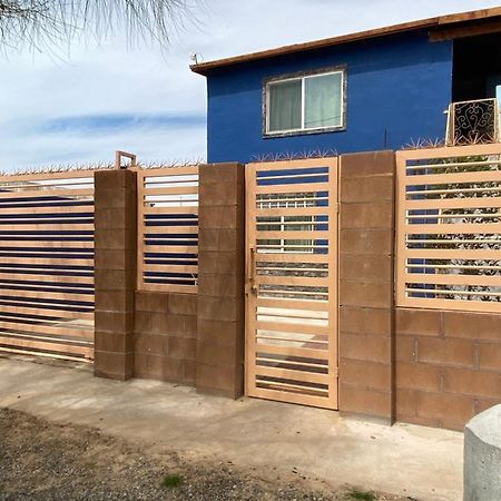 Large 4 Bedroom Home With Gated Parking Rocky Point Exterior photo